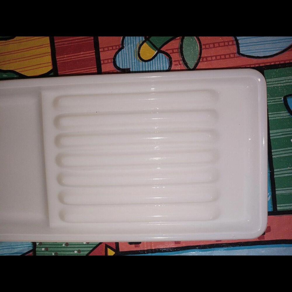 The American Cabinet Milk Glass Dental Instruments Tray. Vintage. Glass Tray - Picture 2 of 8